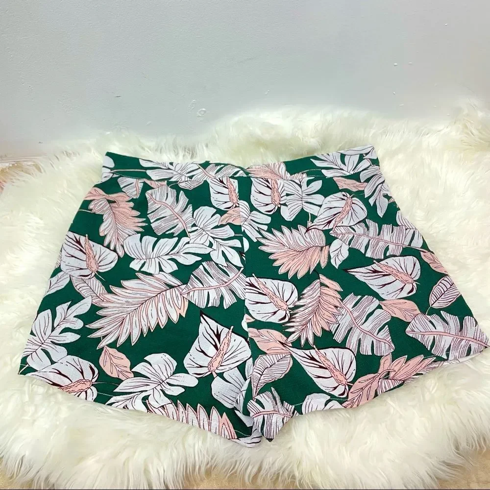 Brave Soul | Tropical belted Dress shorts Lg with side pockets,white,green,pink